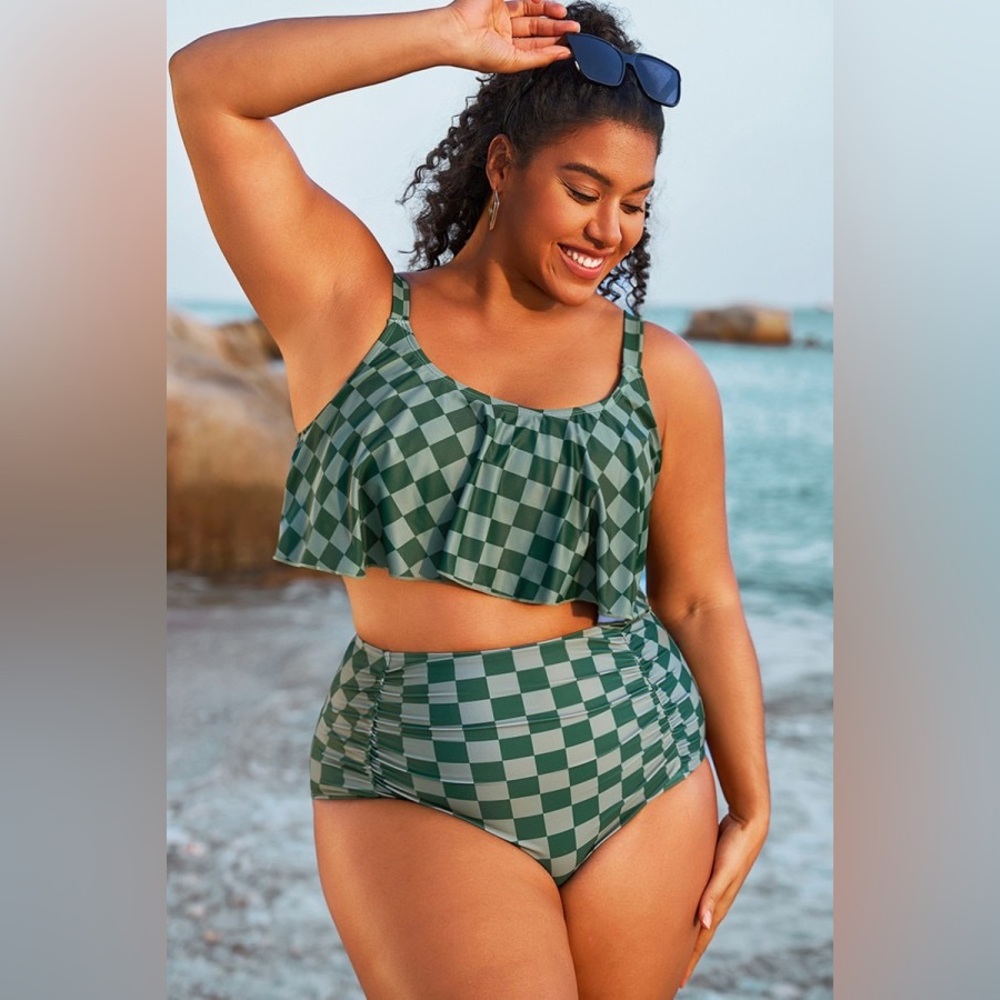 Green Plaid Scoop Neck Bikini Top